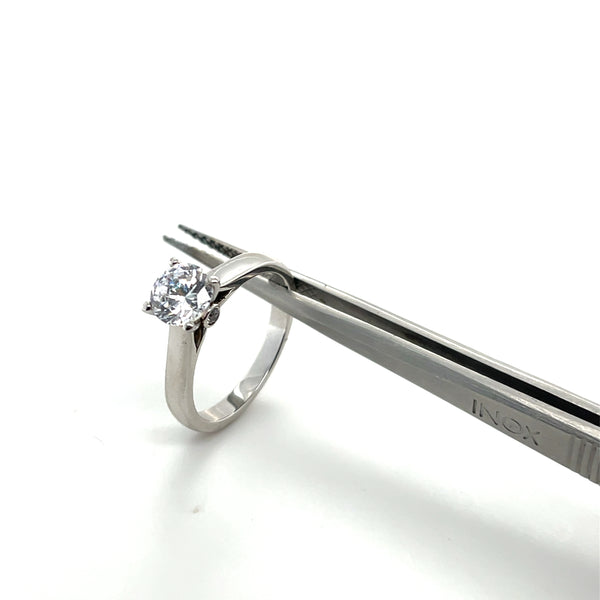 14kwg Wide Solitaire